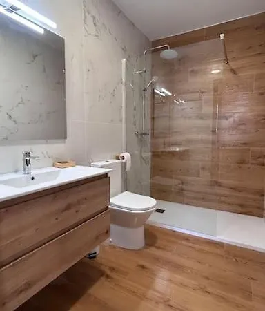 Cayetana 3 Apartment