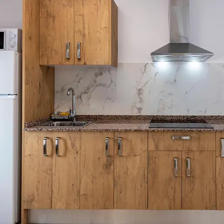 Apartment Cayetana *